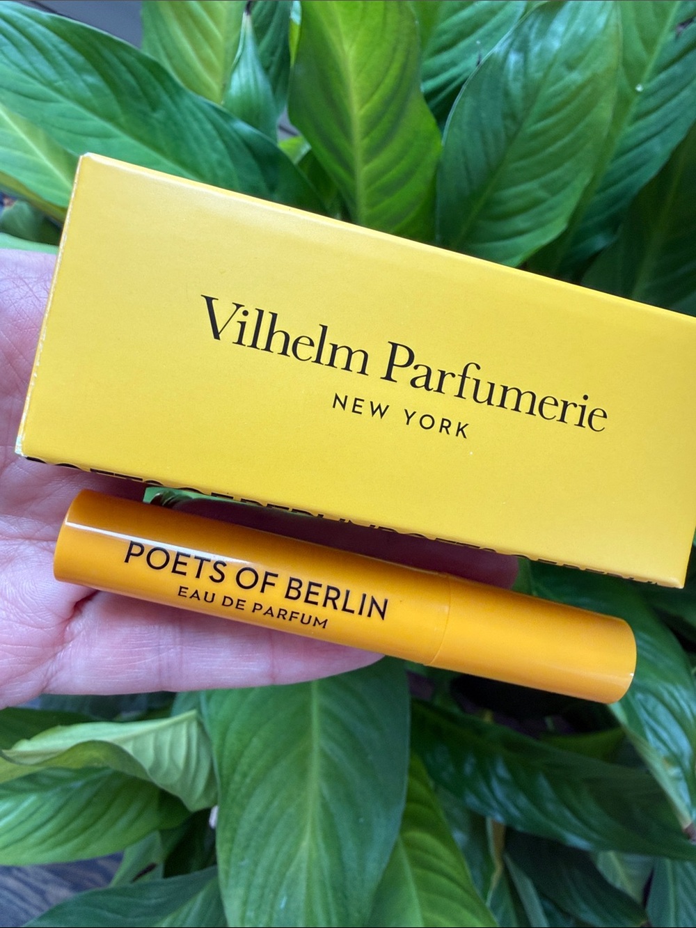 Vilhelm Parfumerie Poets of Berlin Deluxe Sample/Travel Purse Sz 0.17 Fl Oz/5ml